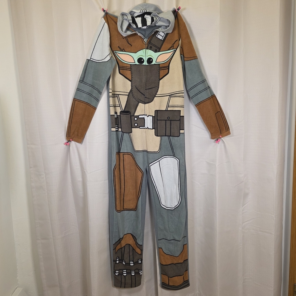 Star Wars Grogu Baby Yoda Onesie Adult Medium Fleece Pajamas